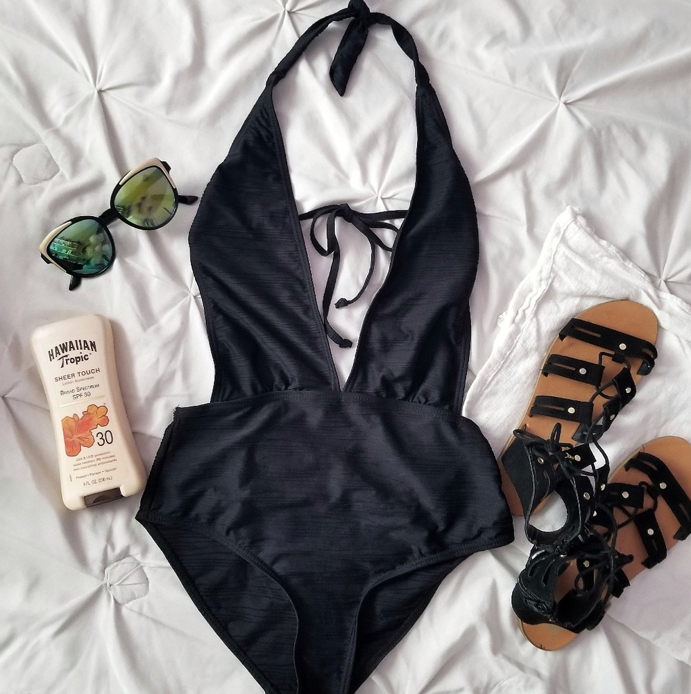 Black Deep Plunge Tie Back Monokini
